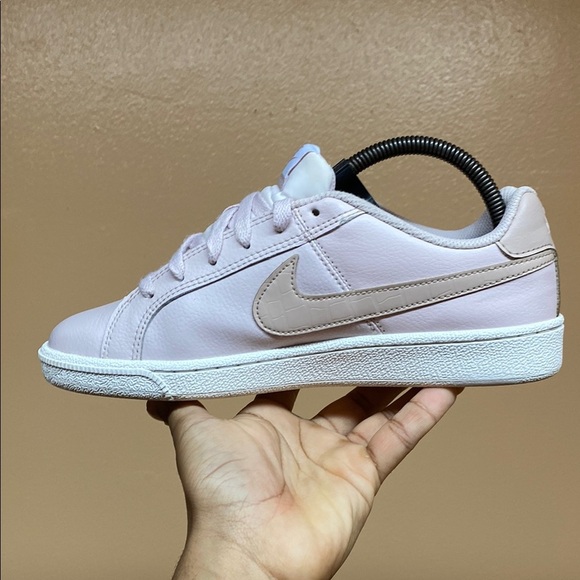 Nike Court Royale Low “Barely Rose Pink” - Picture 5 of 17